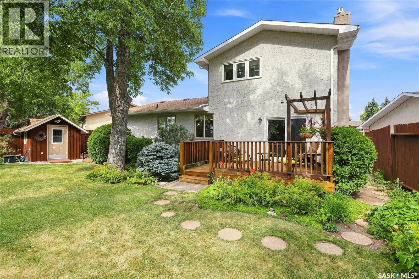 2654 Kliman CRESCENT - Image 60