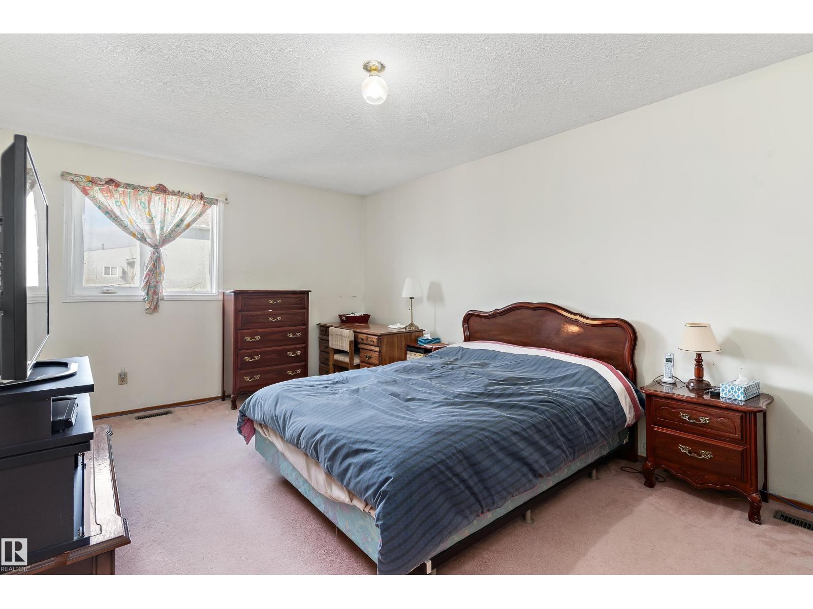 17724 94 ST NW - Image 18