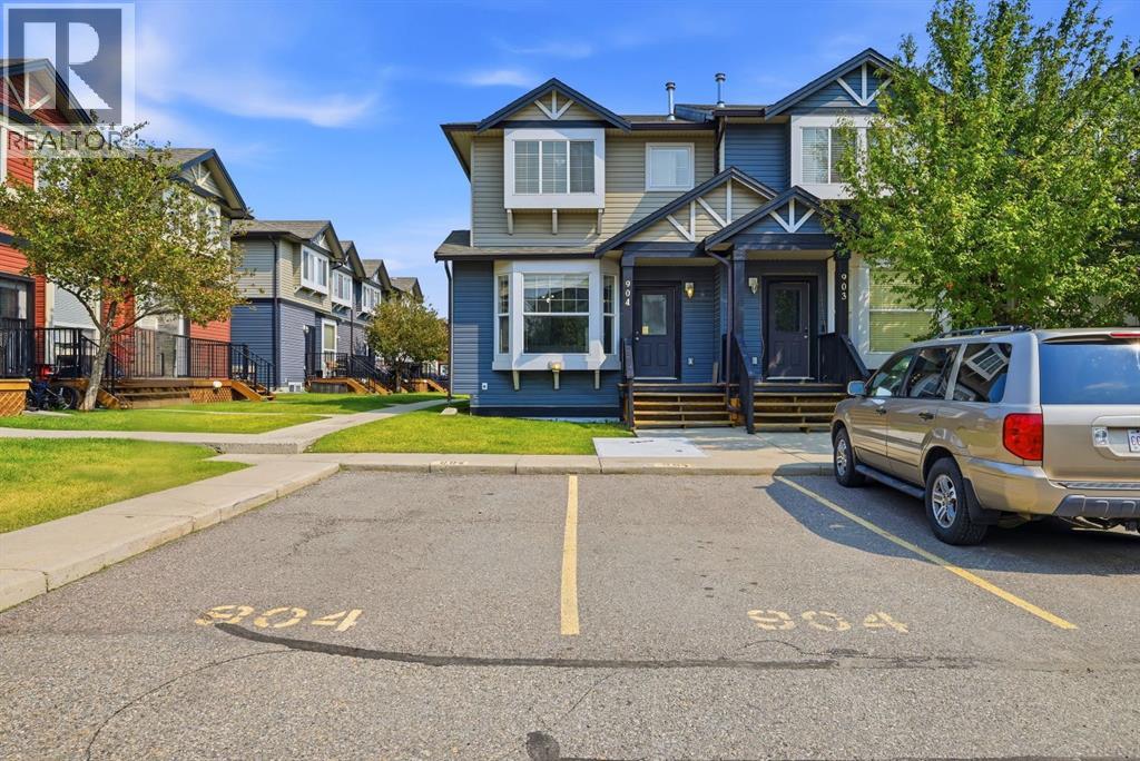 904, 2066 Luxstone Boulevard SW, Luxstone, Airdrie photo 3