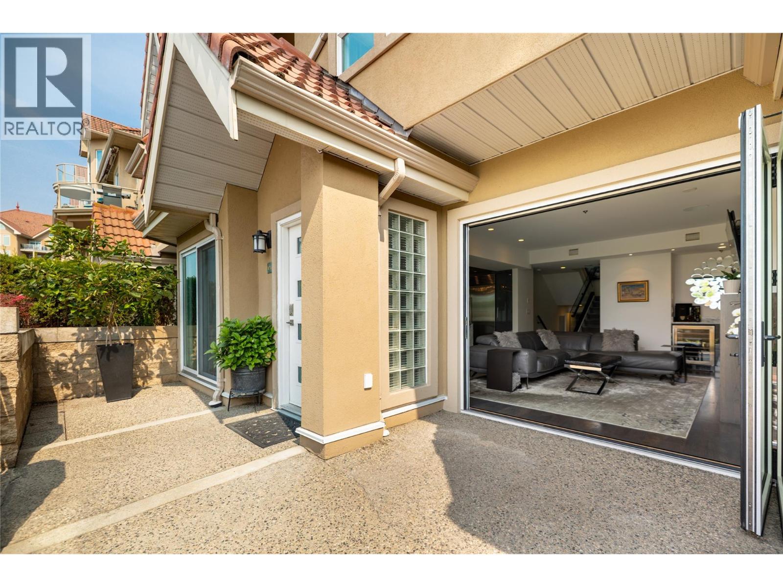 #123 1156 Sunset Drive - 8