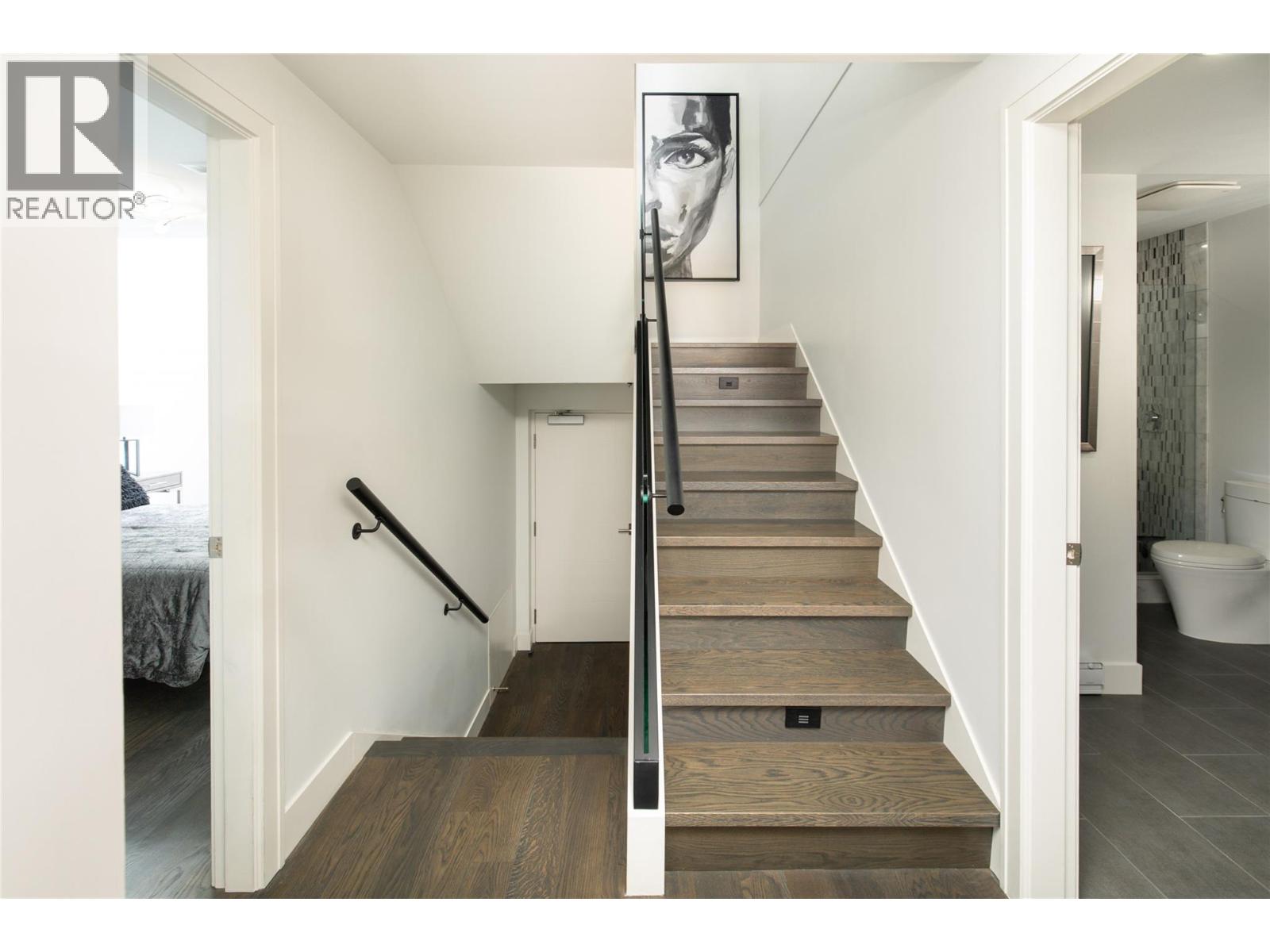 #123 1156 Sunset Drive - Image 25