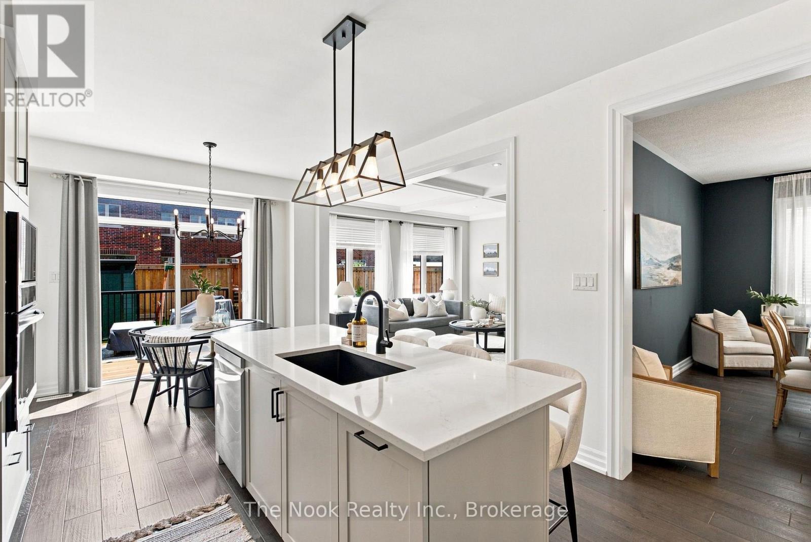100 WOOLACOTT LANE - 10