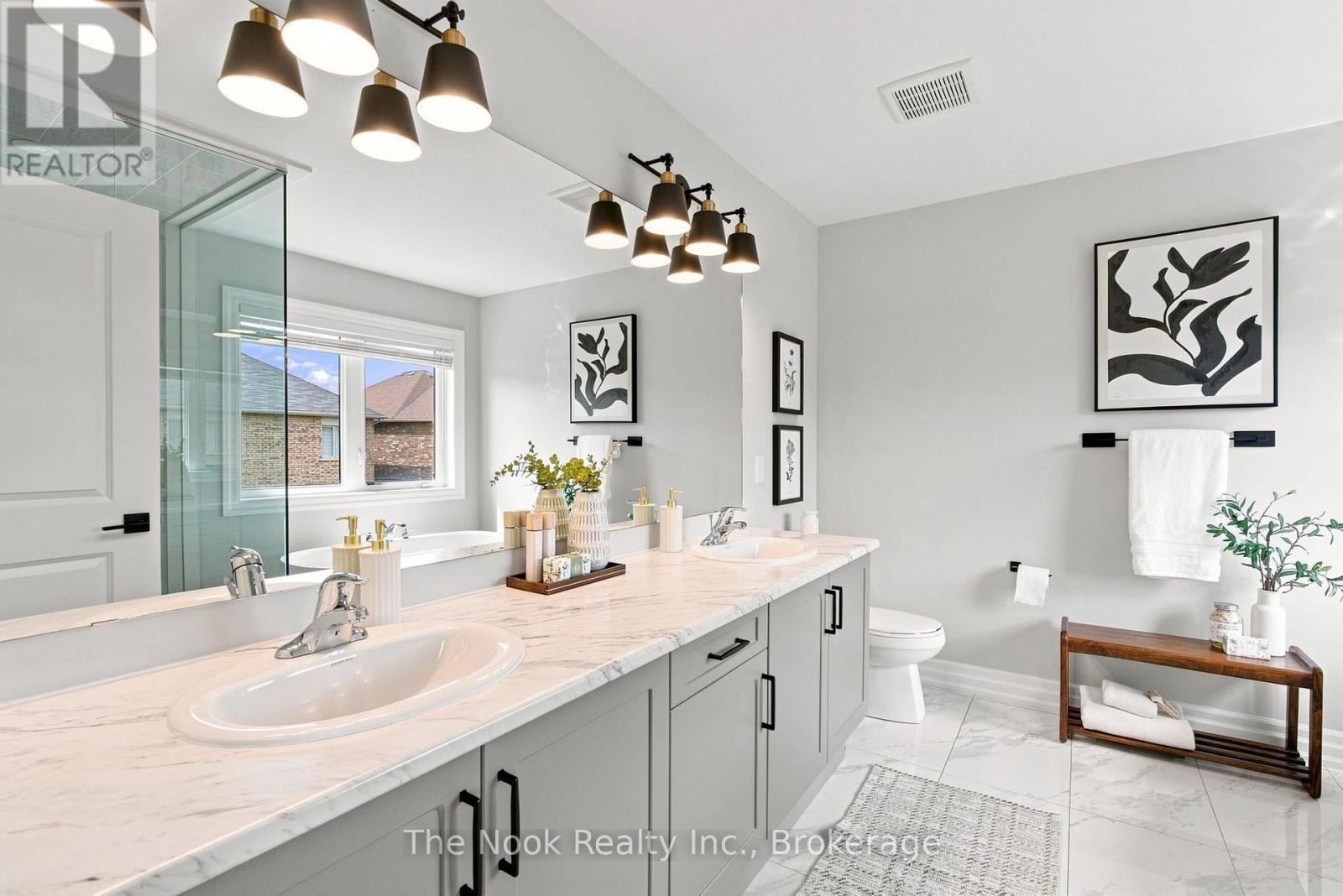 100 WOOLACOTT LANE - 30