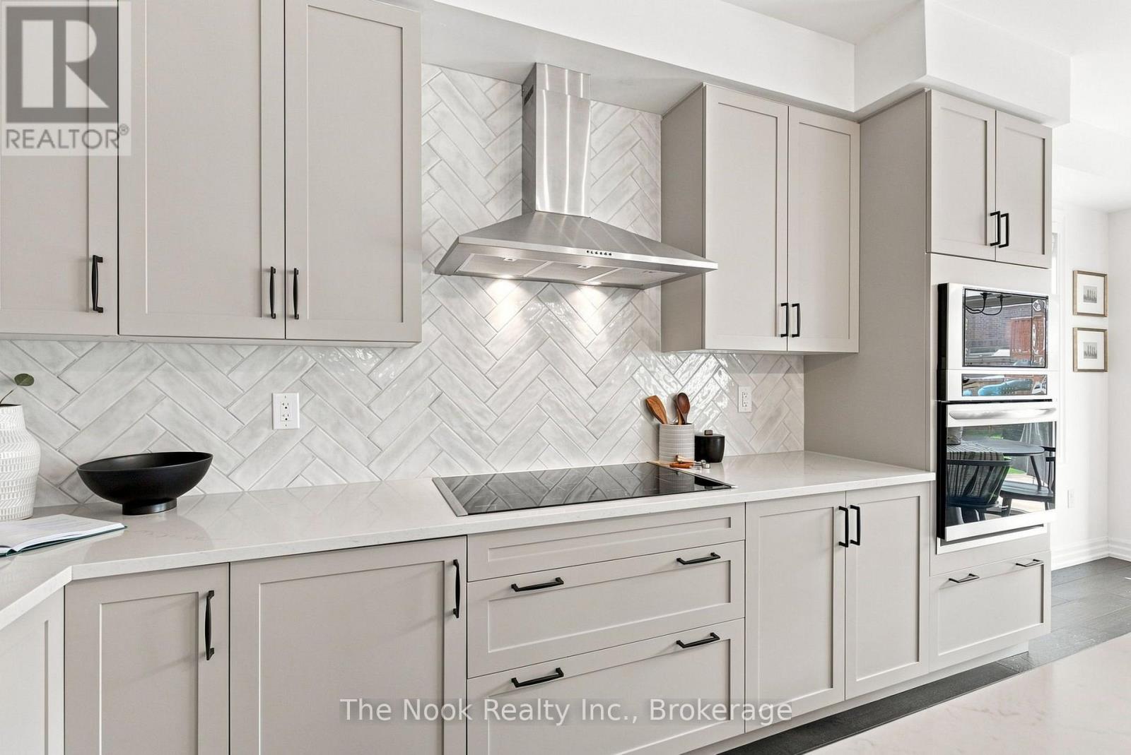 100 WOOLACOTT LANE - Image 7