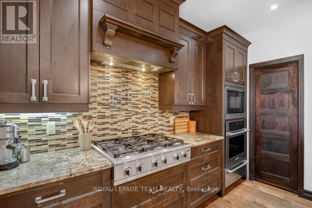 1671 REINDEER WAY - Image 16