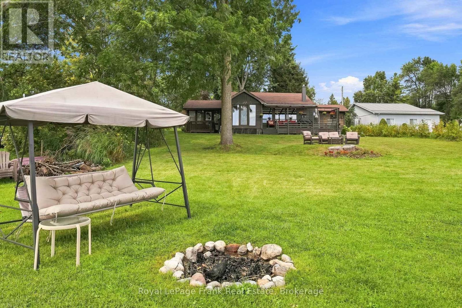 131 BALL POINT ROAD - Image 32