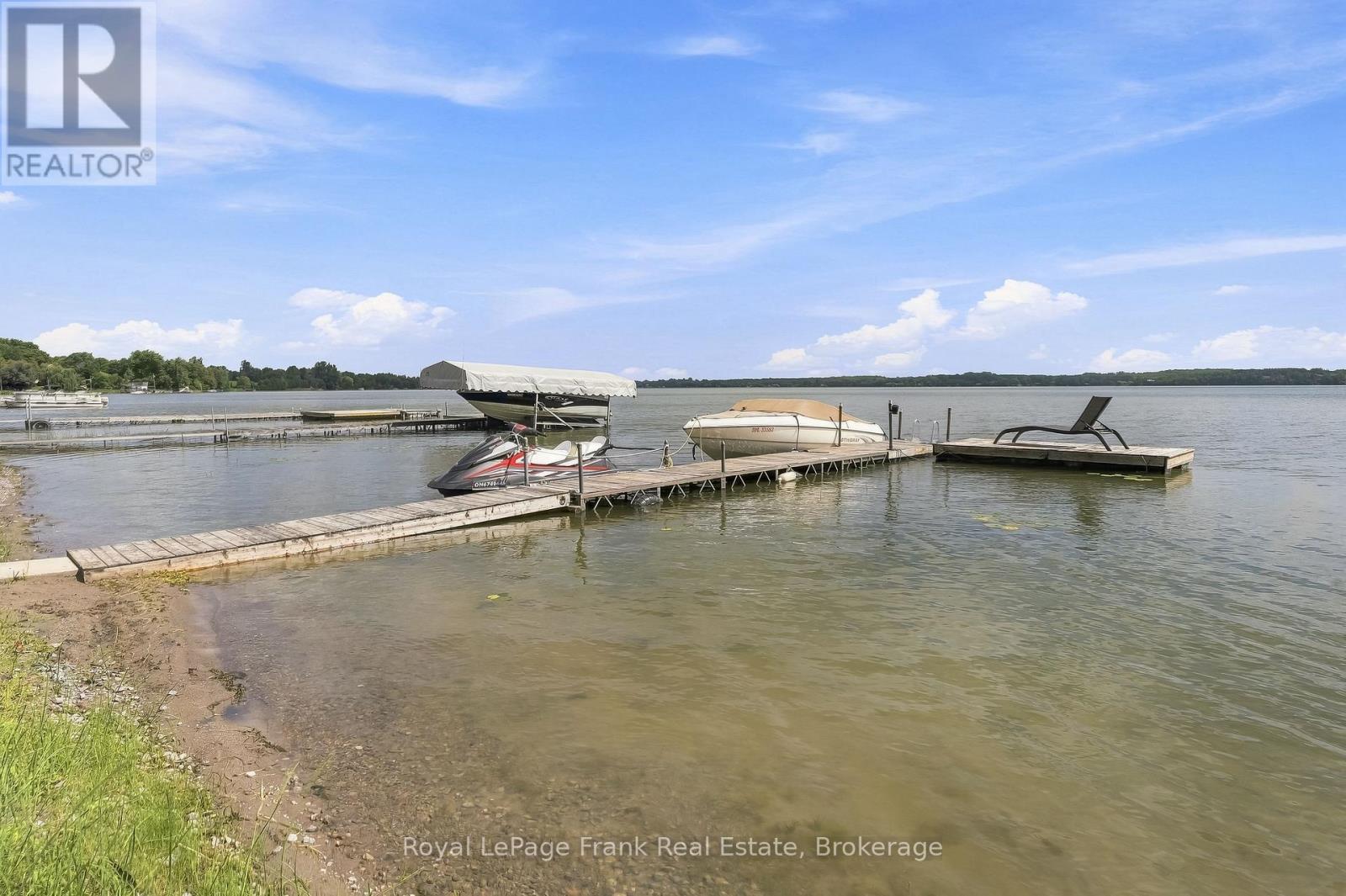 131 BALL POINT ROAD - 36
