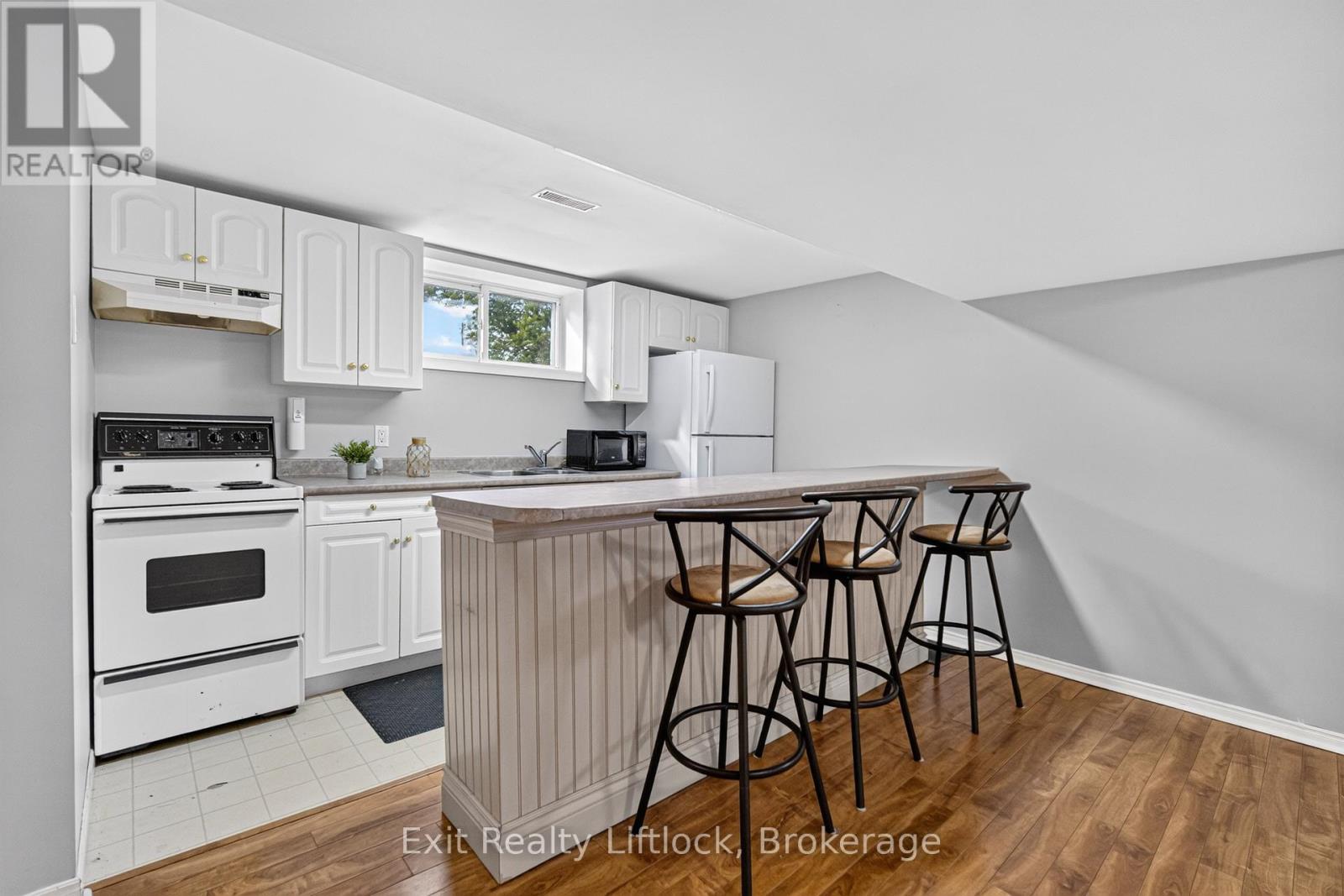 2289 BASE LINE ROAD - Image 19
