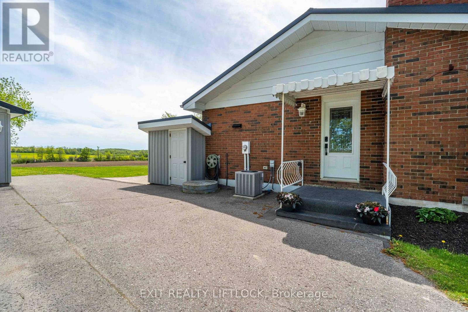 2289 BASE LINE ROAD - Image 32