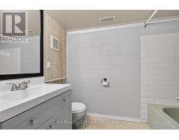 2289 Base Line Road, Otonabee South Monaghan, ON K9J6X7 Photo 27