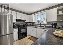 Primary Bedroom - 2289 Base Line Road, Otonabee South Monaghan, ON K9J6X7 Photo 7