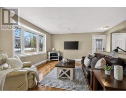 Bedroom 3 - 2289 Base Line Road, Otonabee South Monaghan, ON K9J6X7 Photo 9