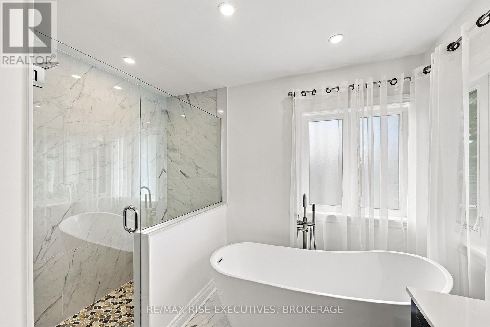 700 MELROSE STREET - Image 26