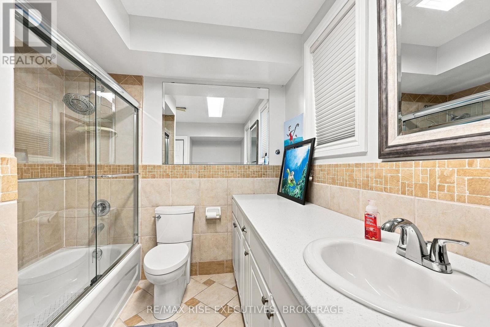 700 MELROSE STREET - 35