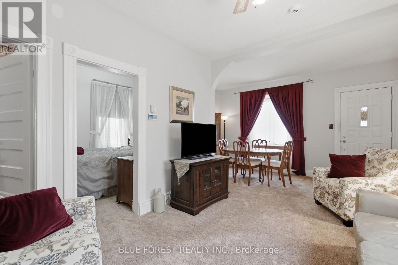 31 BARKER STREET - 10