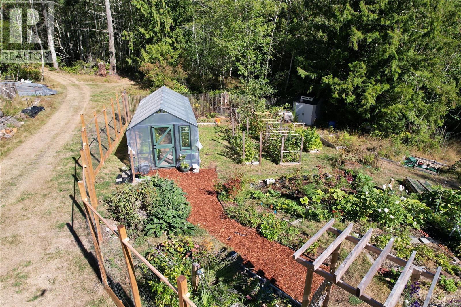 1040 Conville Rd - 30