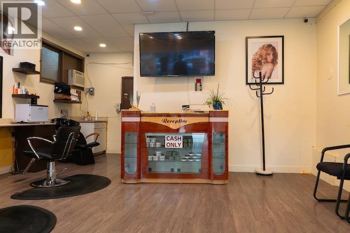 470 E COLUMBIA STREET, New Westminster — photo 9