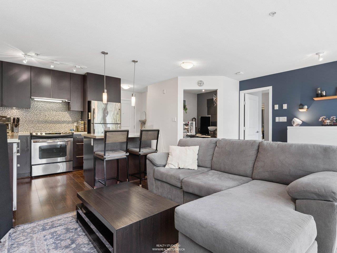 1 Bed, 1 Bath Apartment for Sale in Surrey – 215 15735 CROYDON DRIVE, Surrey – MLS# R3158965 - Image 4