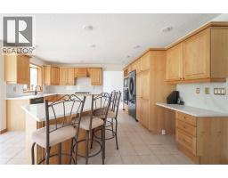 Bedroom - 118 Dickins Close, Fort Mcmurray, AB T9K1X5 Photo 12