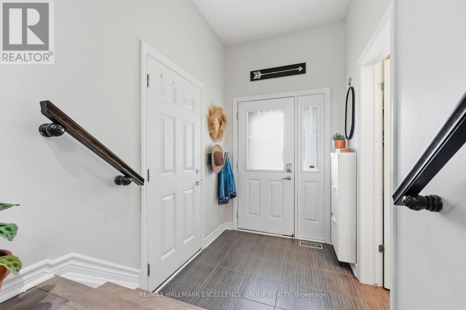 2241 MARBLE CRESCENT - 4