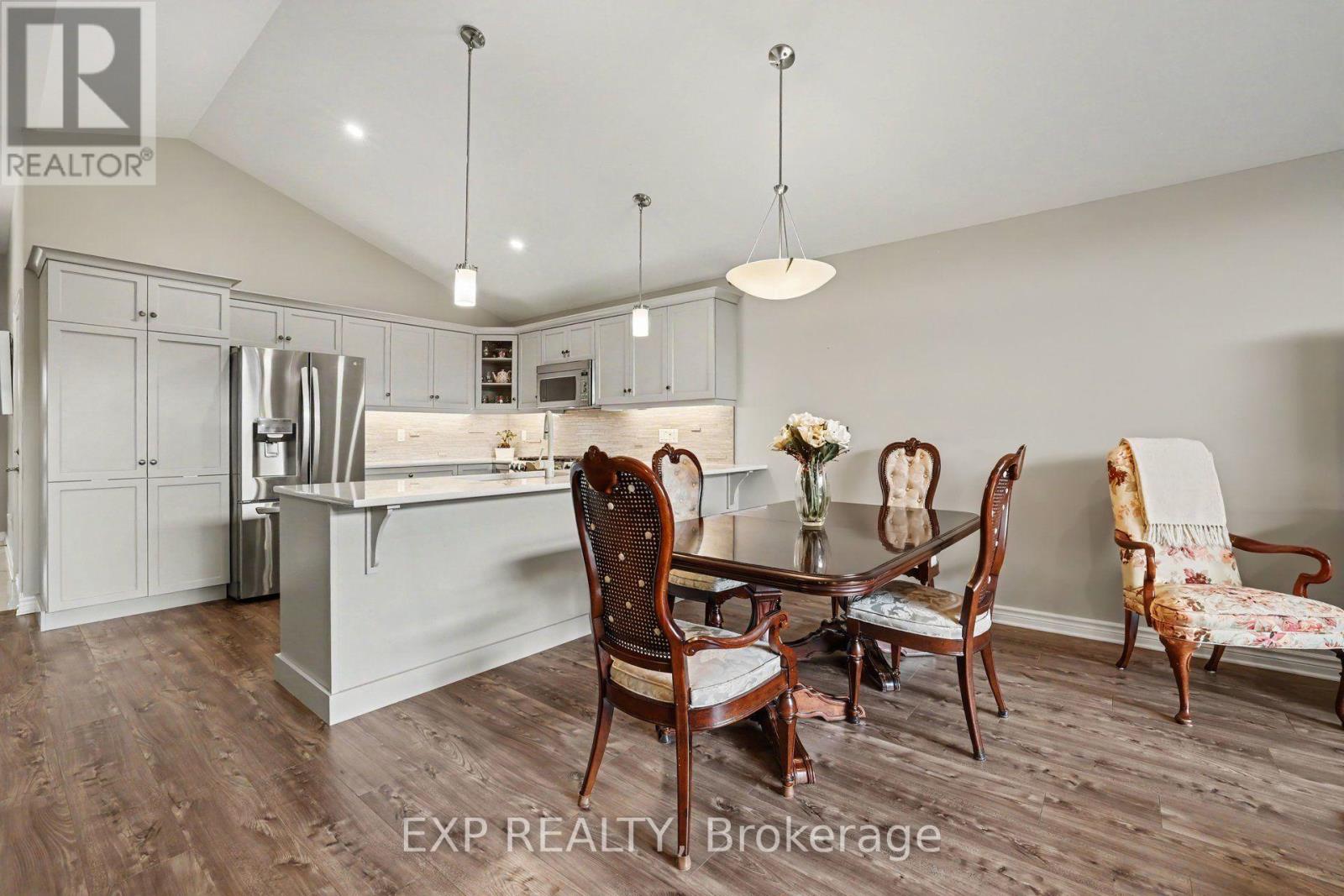 114 WALSH STREET - 7
