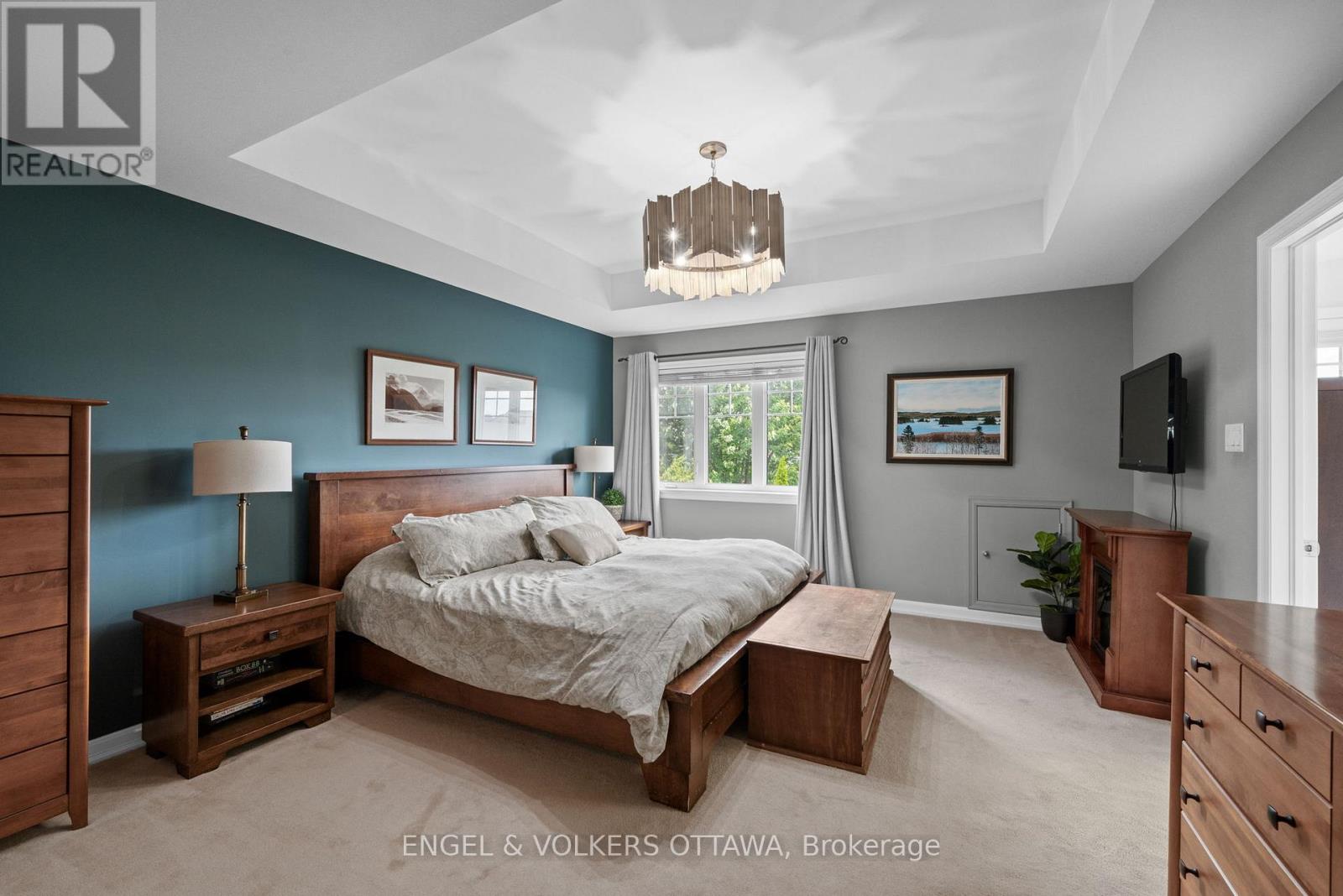 564 ERINWOODS CIRCLE - Image 20