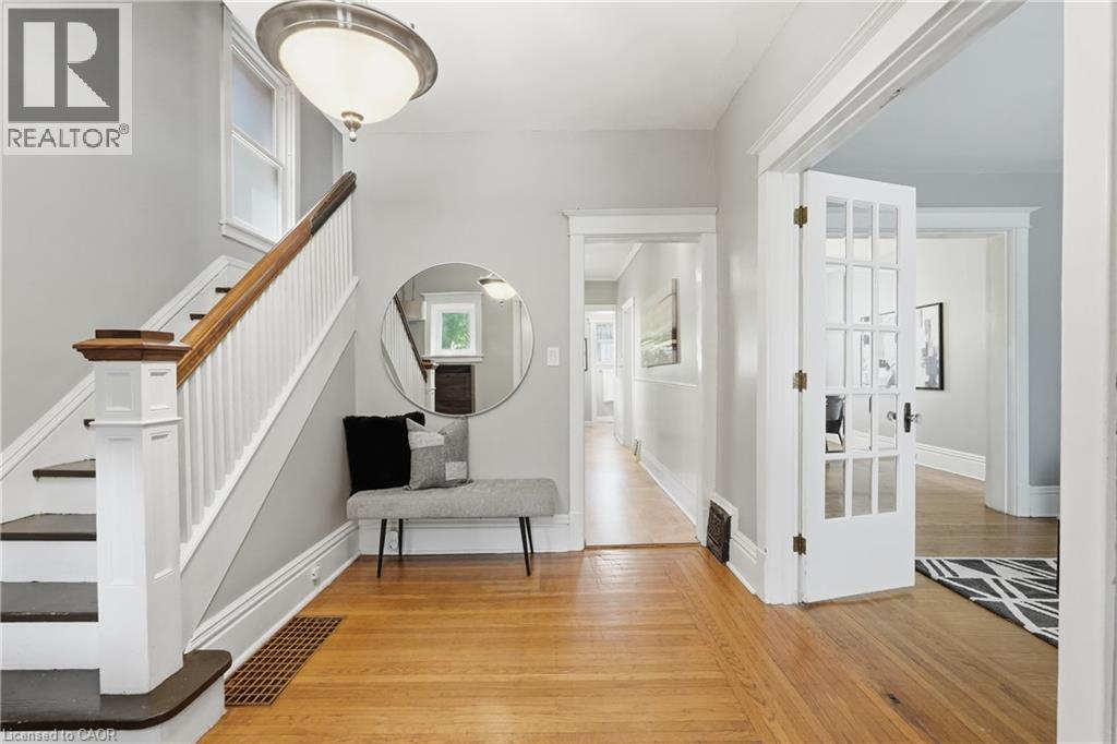 Photo of 71 AIKMAN Avenue