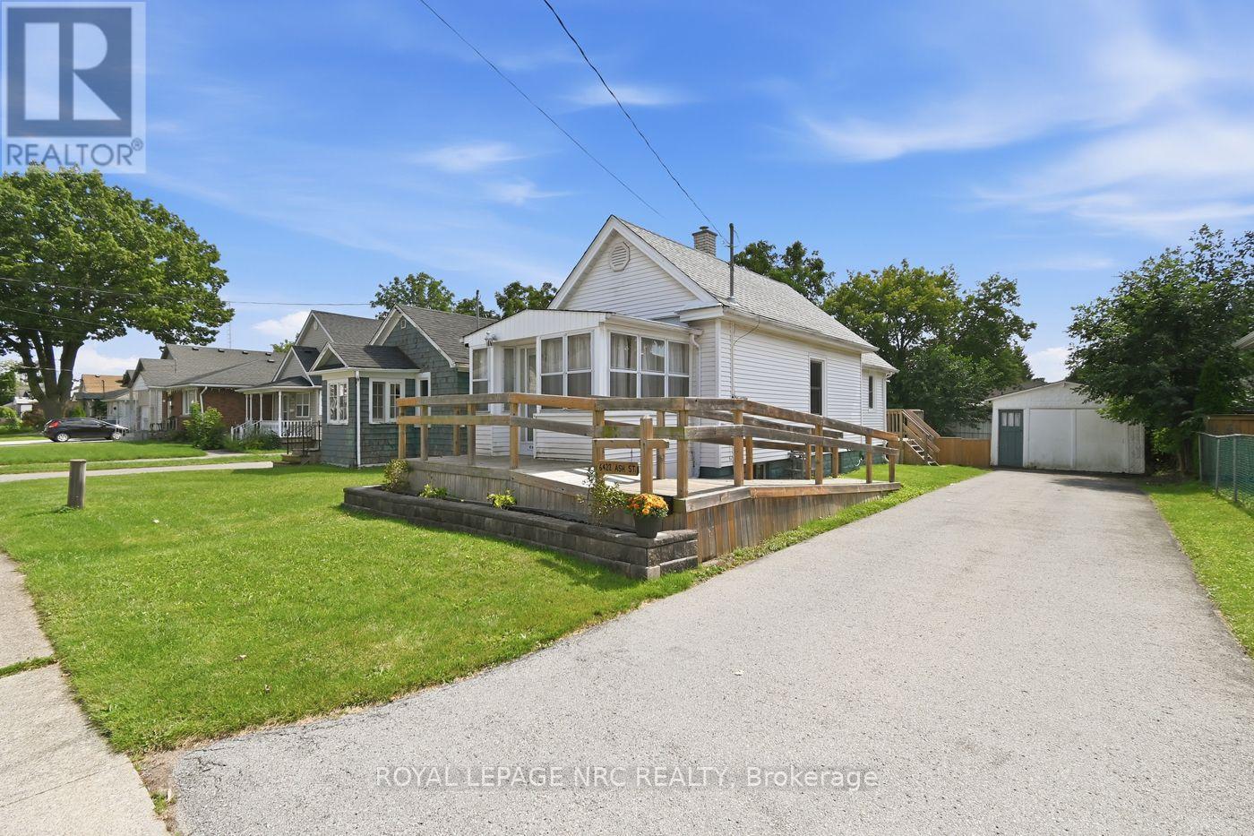 6422 ASH STREET - 33