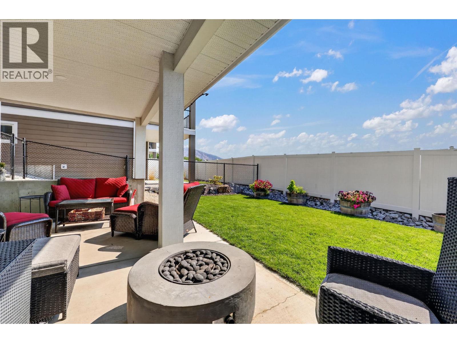 2359 Hawks Boulevard - 57
