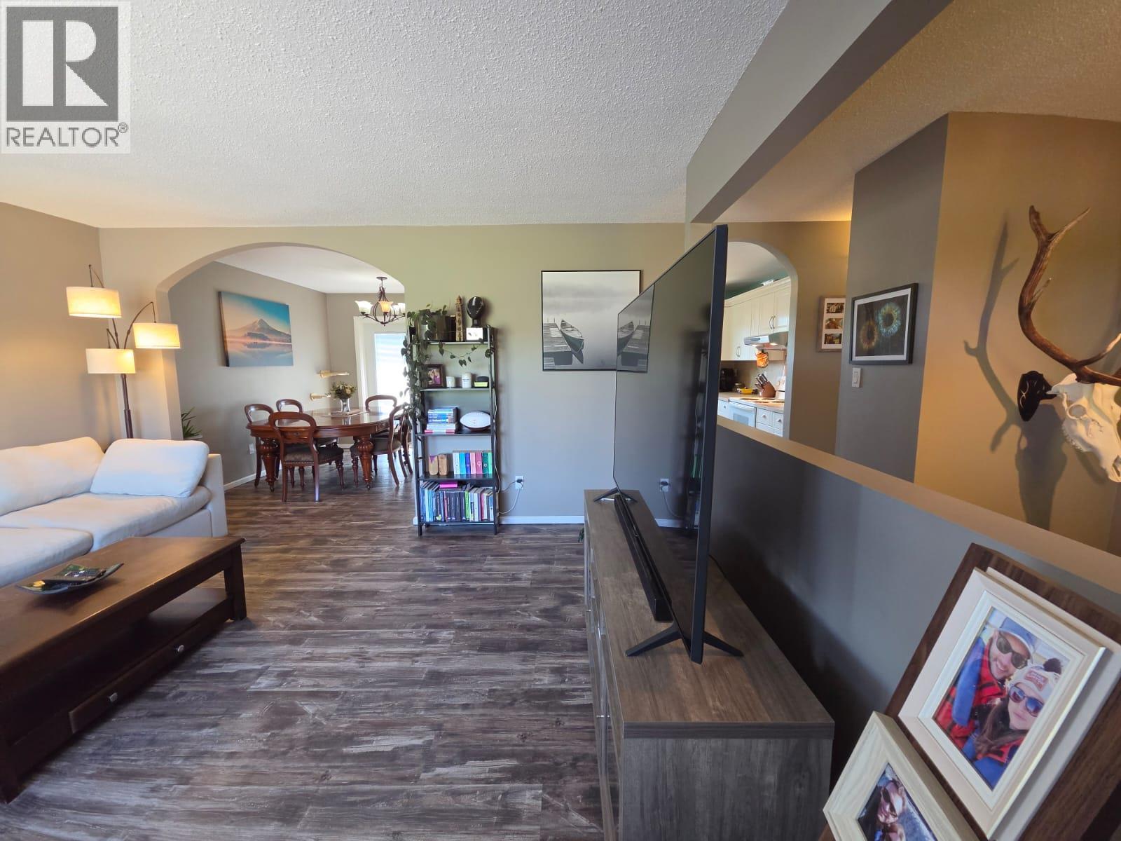 4317 51A Avenue NE - 9