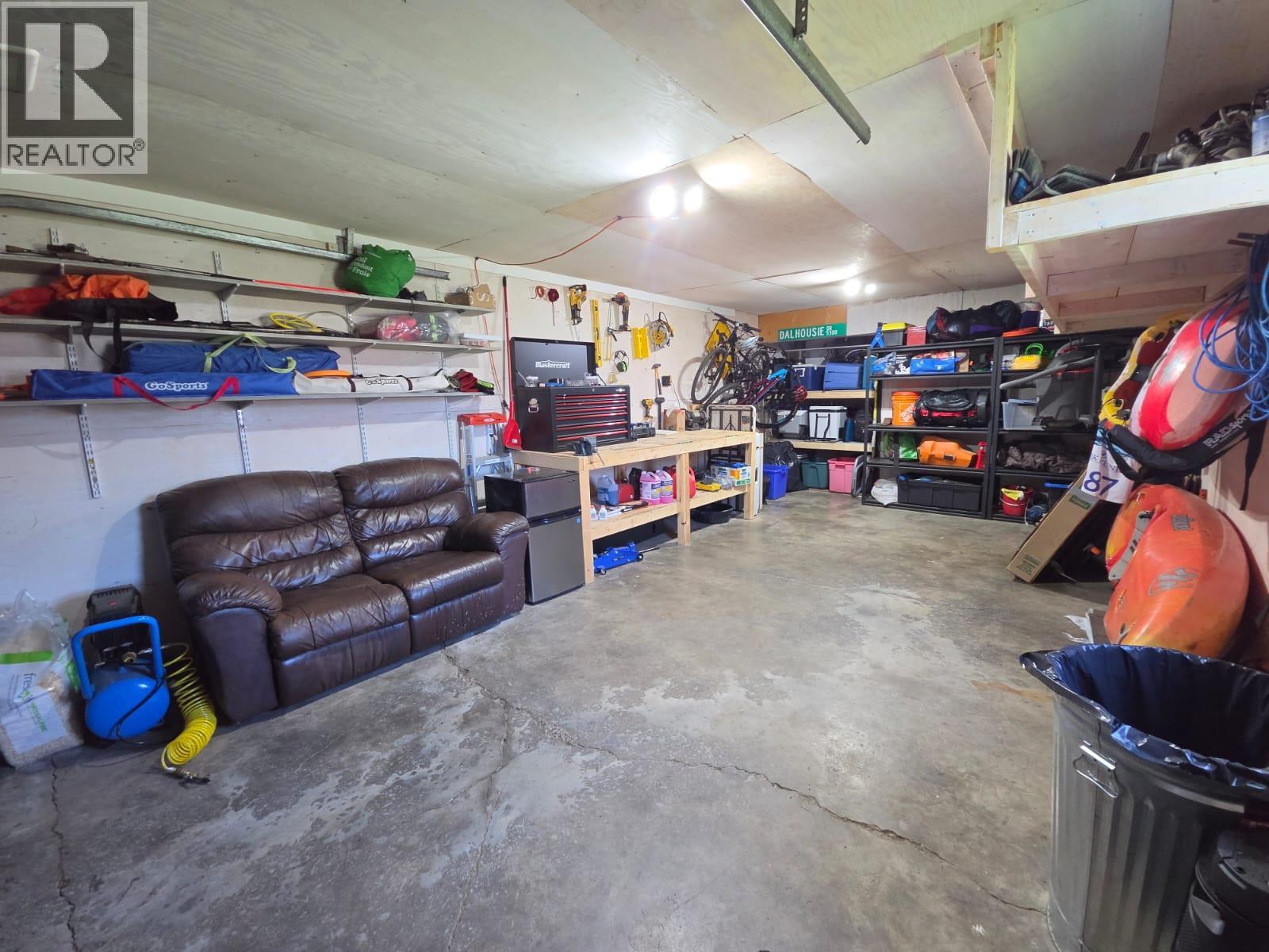 4317 51A Avenue NE - Image 77