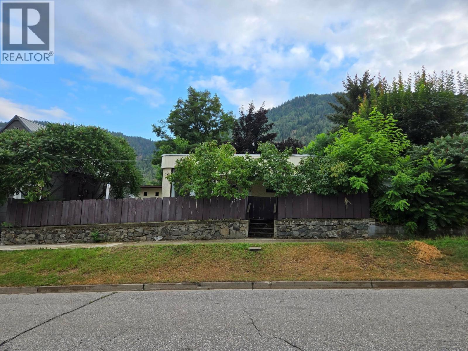 2172 Second Avenue - 37