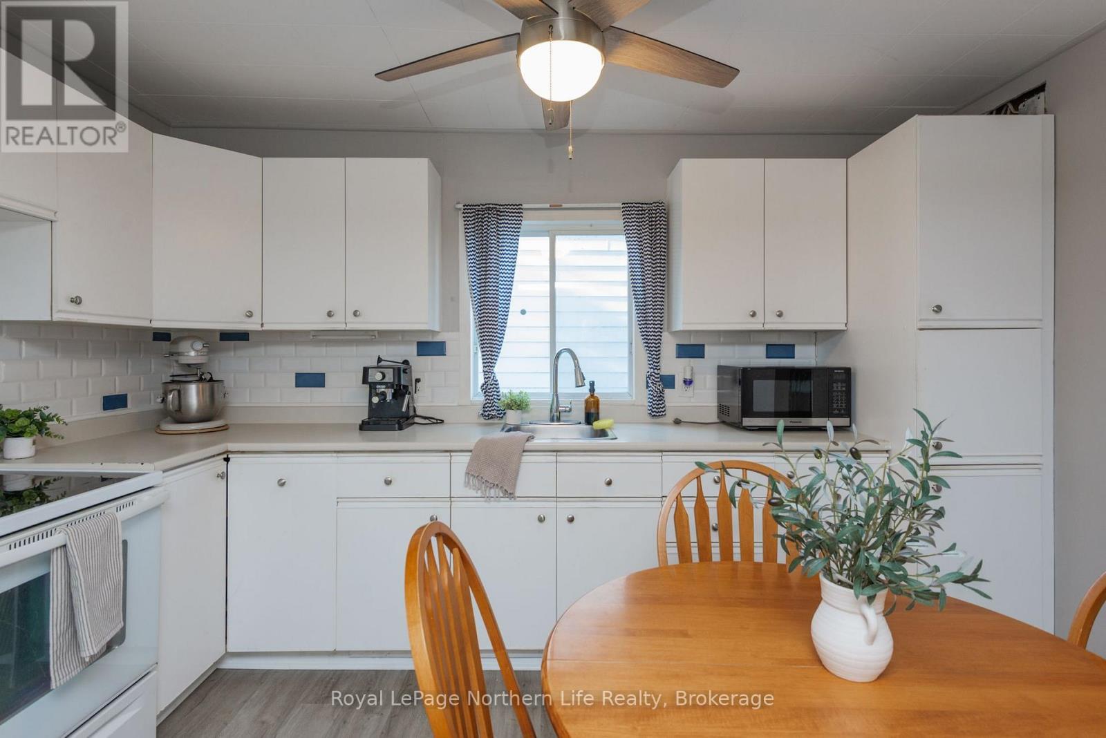 263 WESLEY AVENUE - Image 10