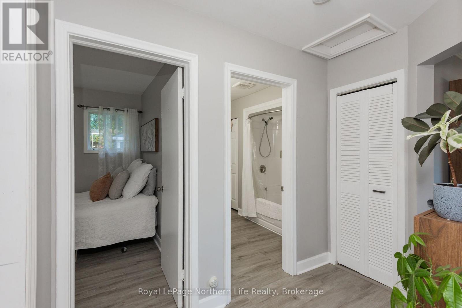 263 WESLEY AVENUE - 11