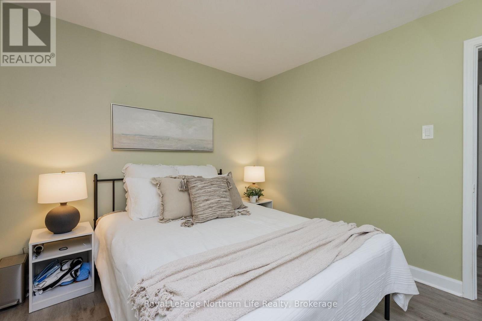 263 WESLEY AVENUE - 13