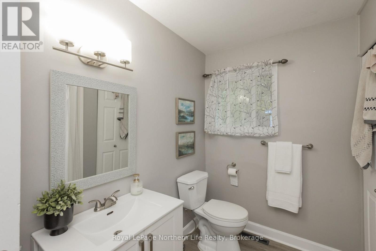 263 WESLEY AVENUE - Image 22