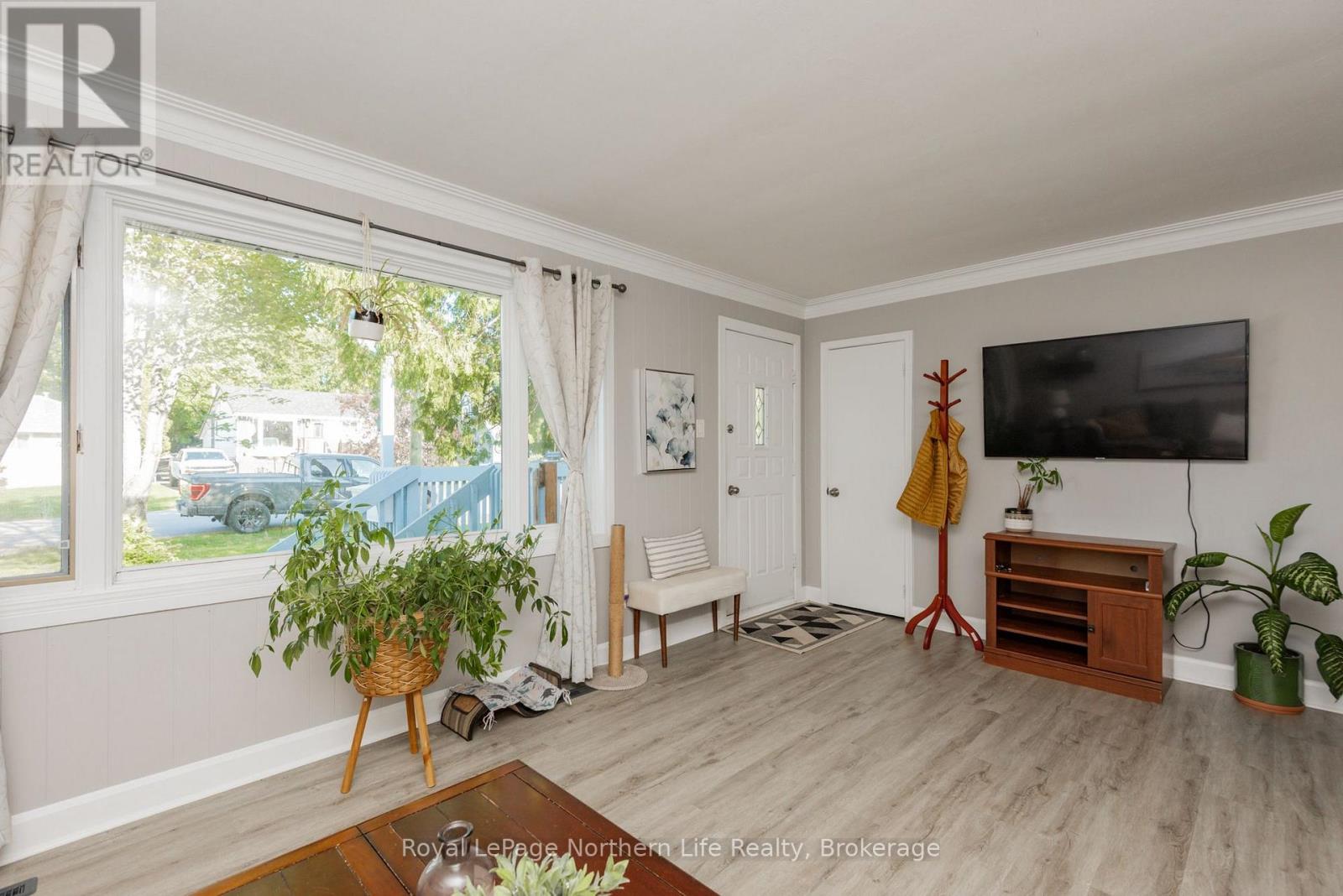 263 WESLEY AVENUE - 6