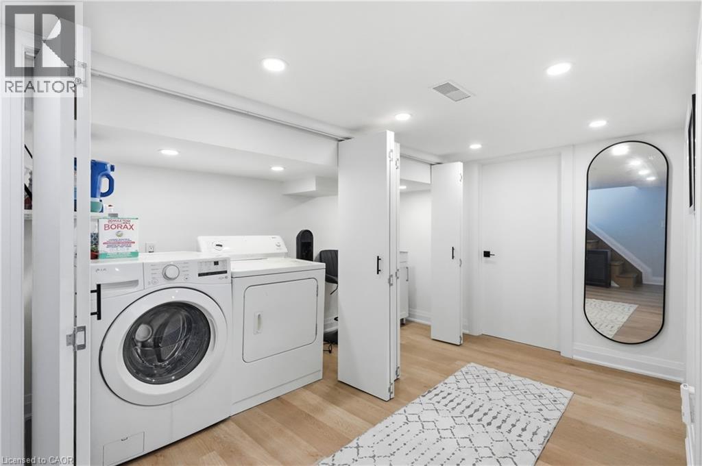58 TRAGINA Avenue S - Image 35