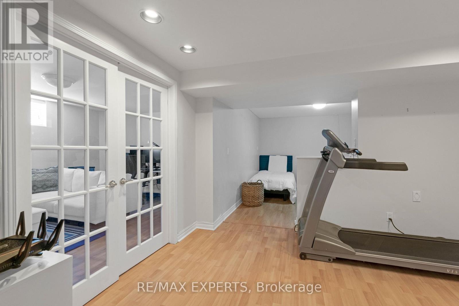 255 MATTHEW DRIVE - Image 27