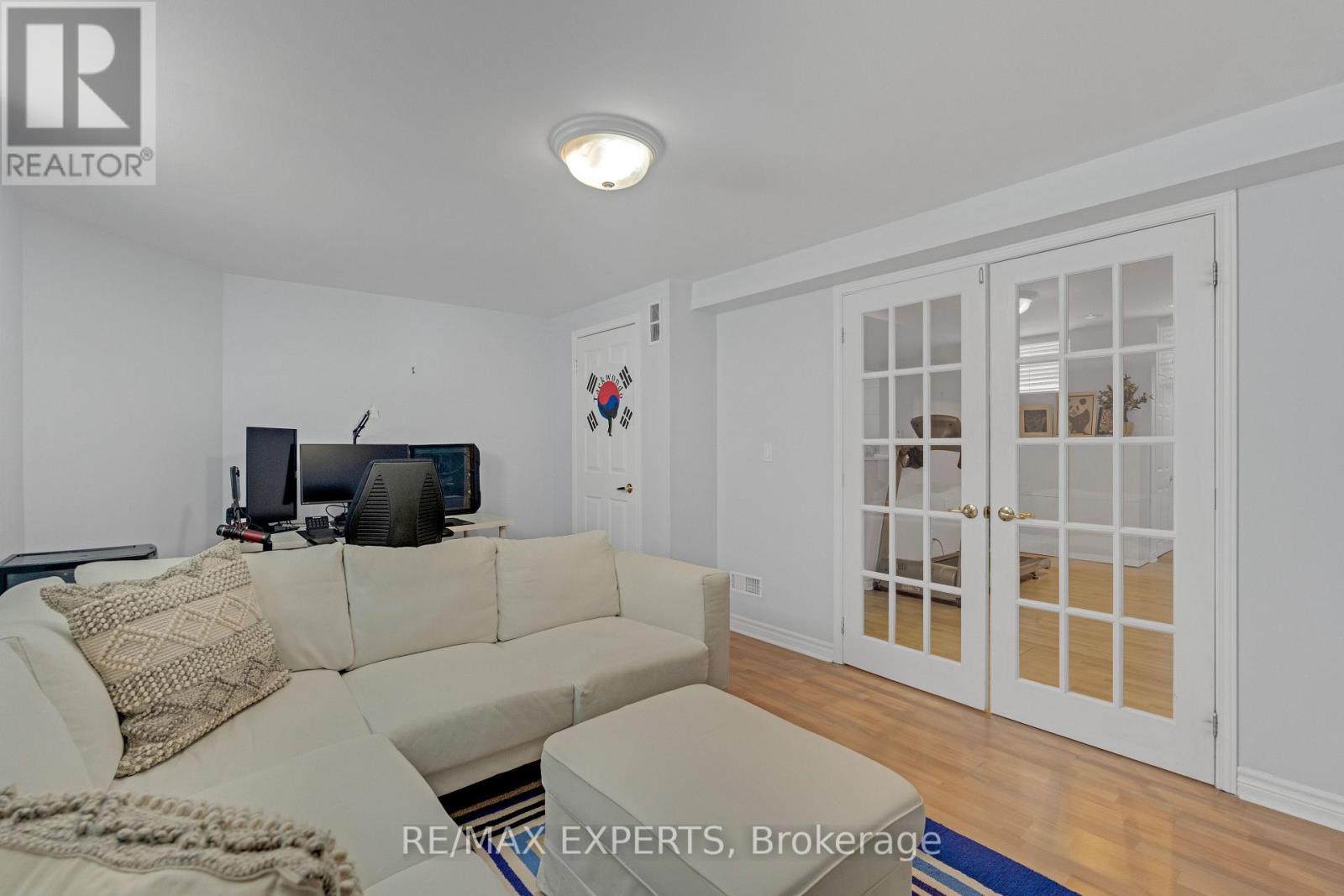 255 MATTHEW DRIVE - Image 29