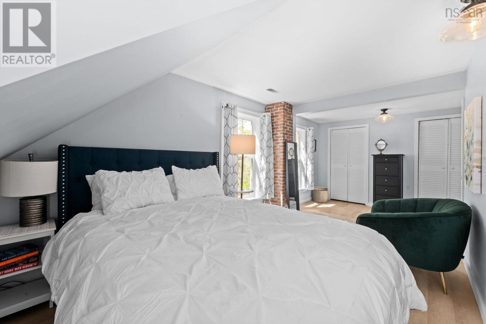 Property 24 of 41 of 54 Parkhill Road