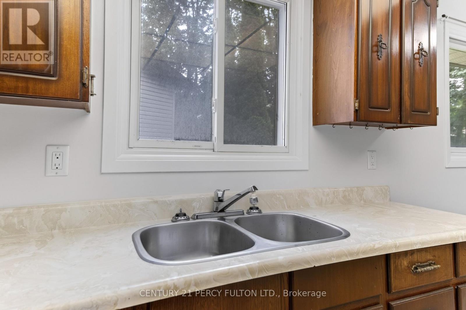 11 ALDERGROVE CIRCLE - Image 20