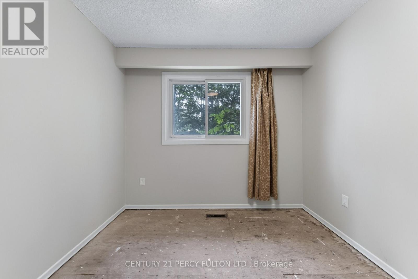 11 ALDERGROVE CIRCLE - Image 38