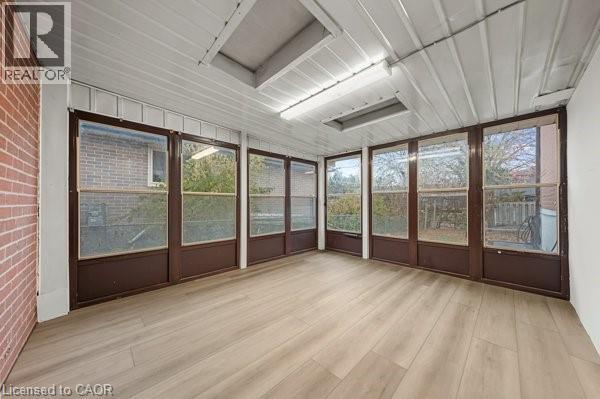 1206 VALENTINE Drive - Image 17