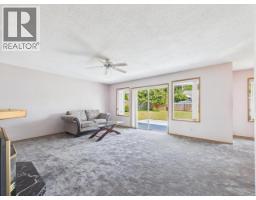 4706 Ontario Ave, Powell River, BC V8A5L6 Photo 12