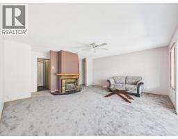 4706 Ontario Ave, Powell River, BC V8A5L6 Photo 11