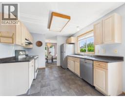 4706 Ontario Ave, Powell River, BC V8A5L6 Photo 21