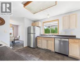 4706 Ontario Ave, Powell River, BC V8A5L6 Photo 24