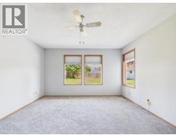4706 Ontario Ave, Powell River, BC V8A5L6 Photo 31