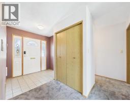 4706 Ontario Ave, Powell River, BC V8A5L6 Photo 35